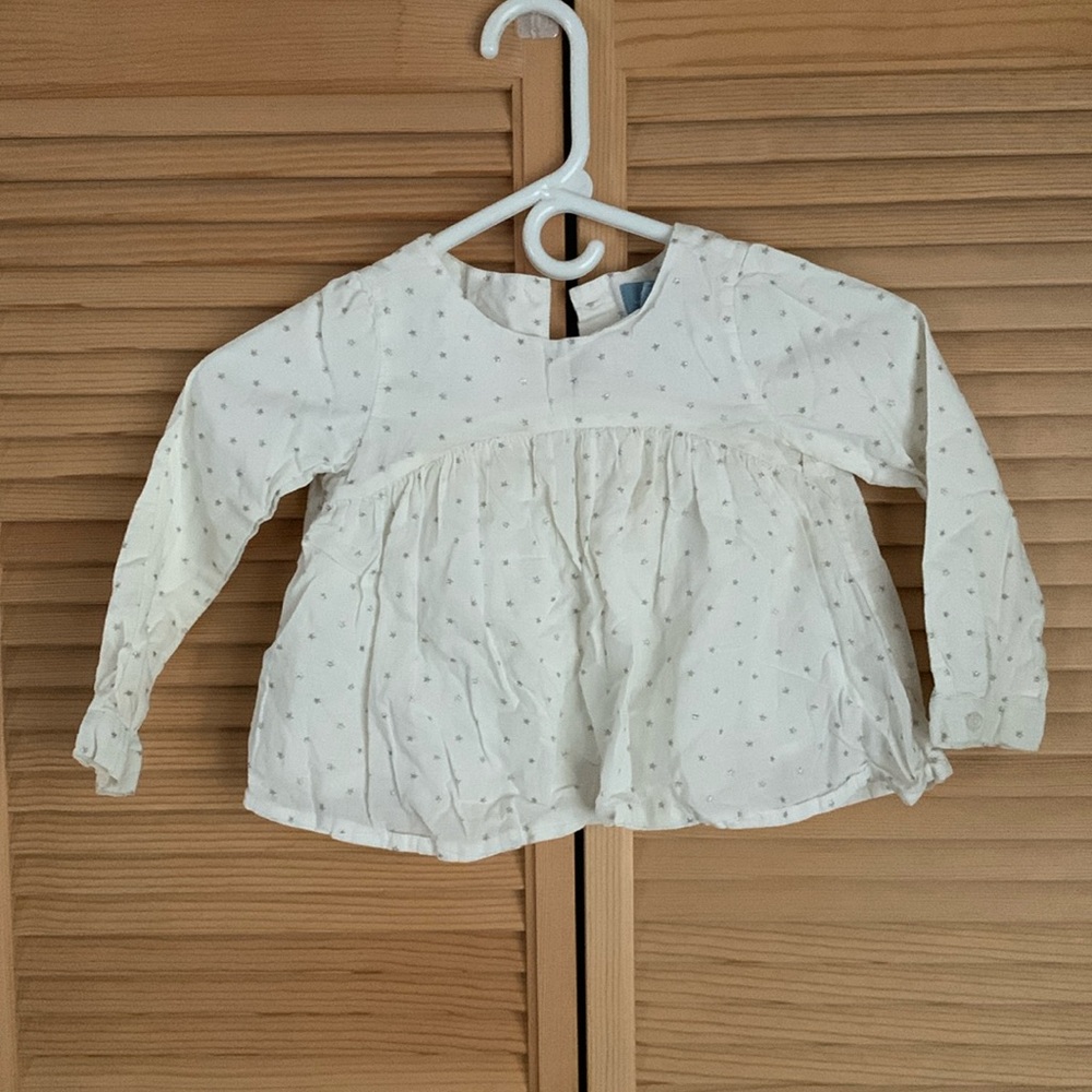 Baby gap size 4 star top